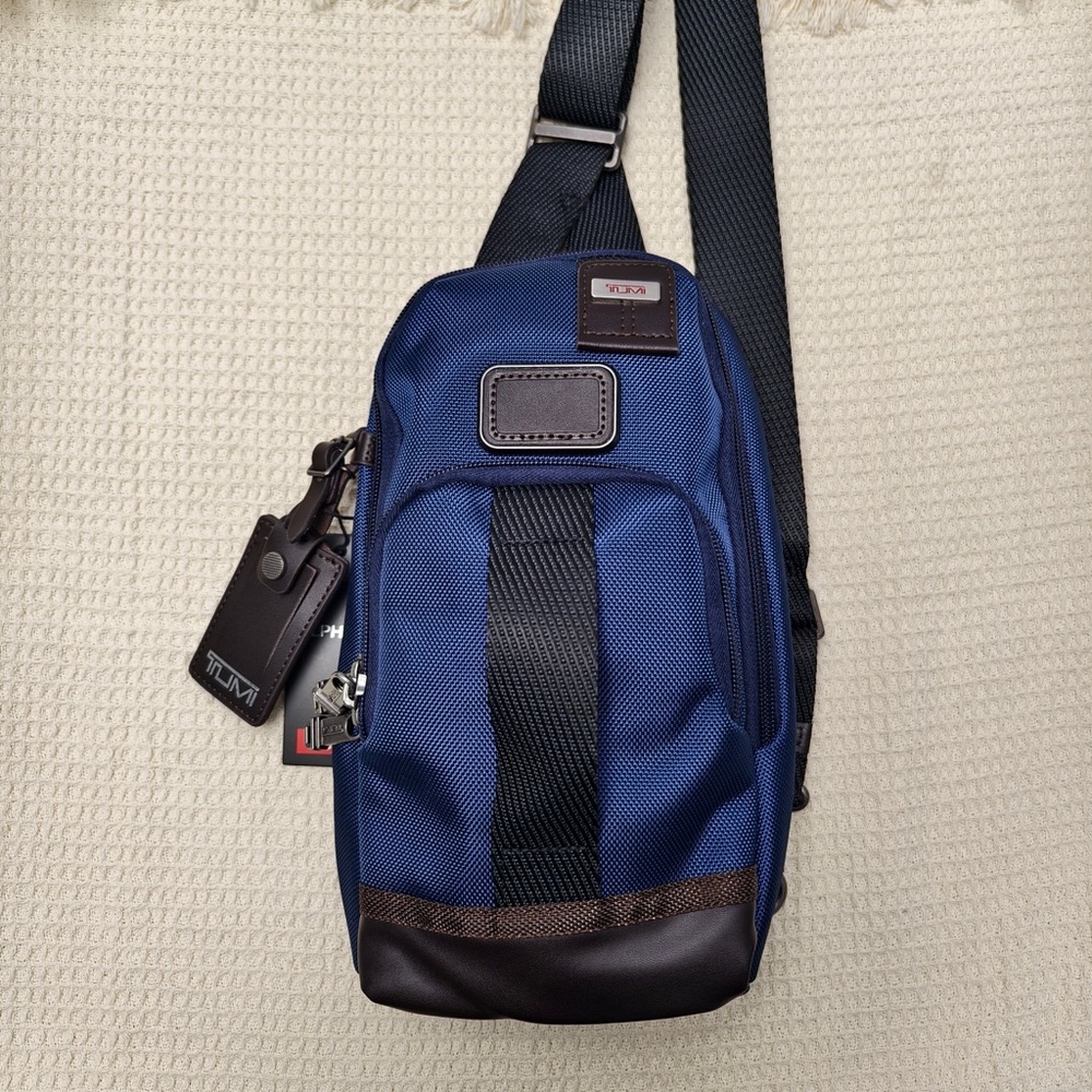 🌺 Tumi Alpha Bravo Compact Shoulder Bag|Chest Pack